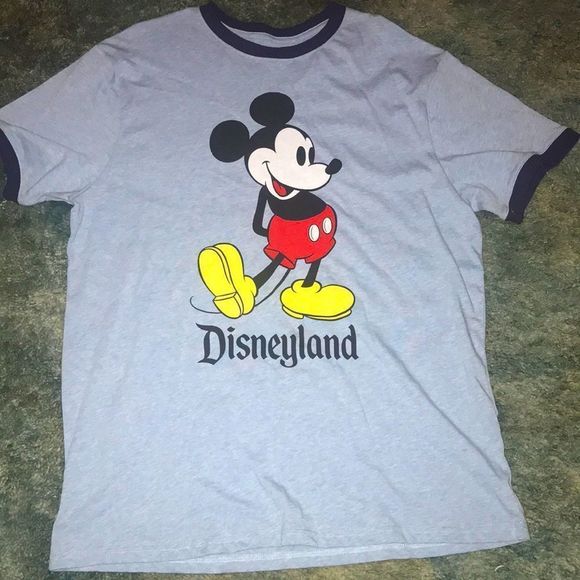 Disney Mickey Mouse Disneyland Large T-Shirt - Picture 1 of 3